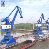 Grue portuaire à portail à quatre maillons